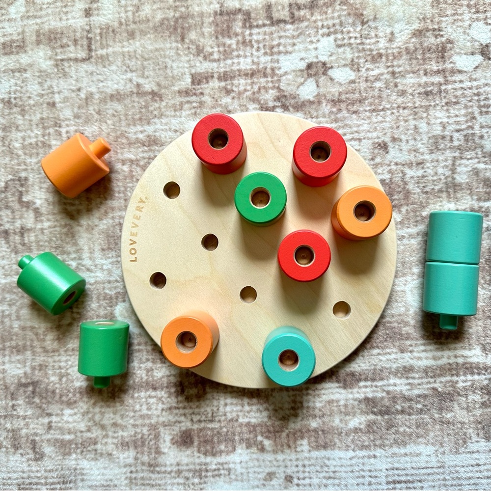 Lovevery Wooden Peg Stacking Board from “The Adventurer” kit, 16-18 months *EUC*